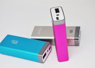 移動電源 2600毫安低價位之選，手機數碼產品通用伴侶